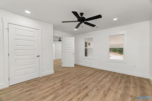 10690 Country Corner Road, Athens, AL 35614