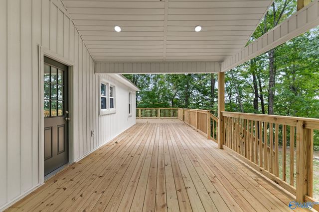 10690 Country Corner Road, Athens, AL 35614
