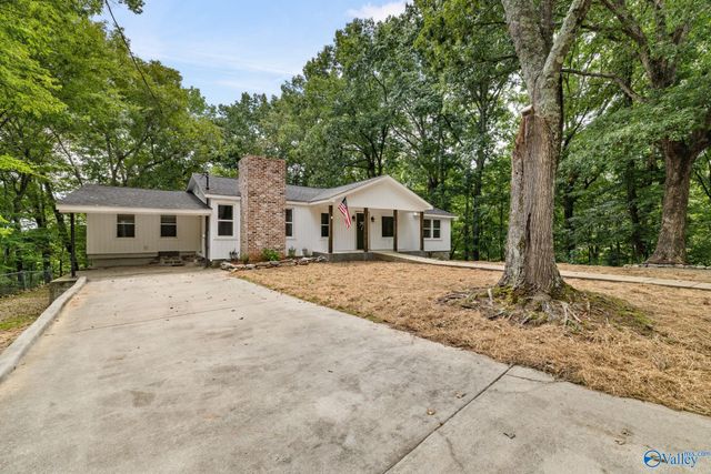 10690 Country Corner Road, Athens, AL 35614