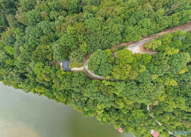 10690 Country Corner Road, Athens, AL 35614