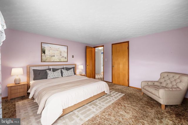 12706 HIGH POINT RD, Felton, PA 17322