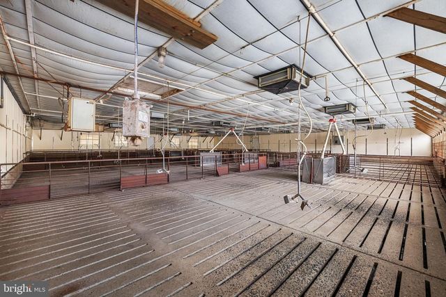 12706 HIGH POINT RD, Felton, PA 17322