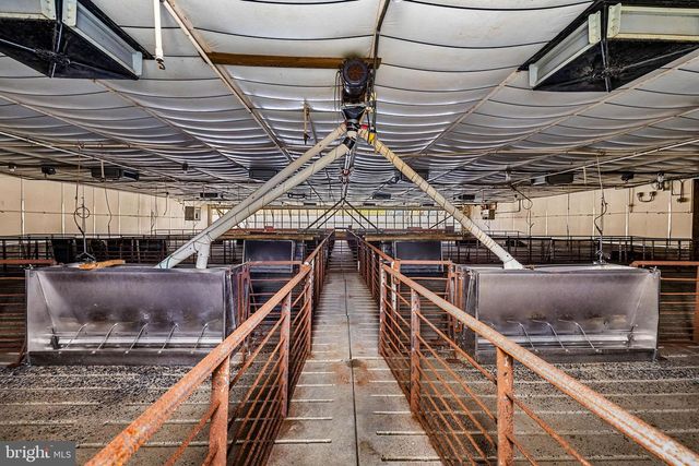 12706 HIGH POINT RD, Felton, PA 17322