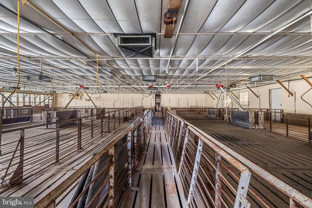 12706 HIGH POINT RD, Felton, PA 17322