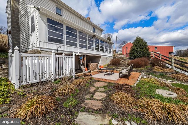 12706 HIGH POINT RD, Felton, PA 17322