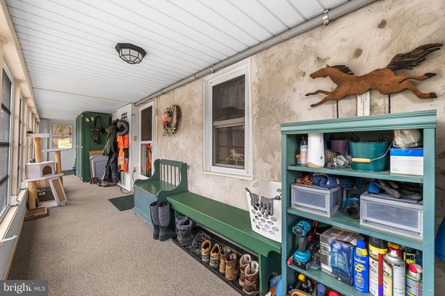 12706 HIGH POINT RD, Felton, PA 17322