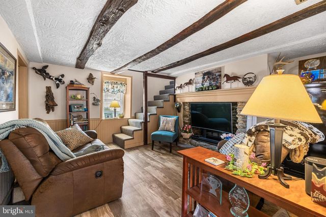 12706 HIGH POINT RD, Felton, PA 17322