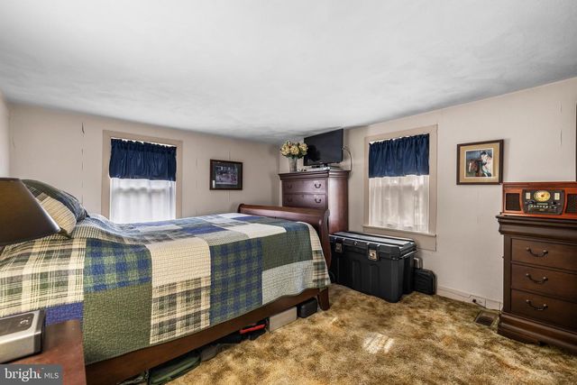 12706 HIGH POINT RD, Felton, PA 17322