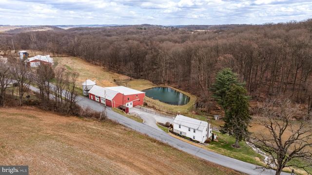 12706 HIGH POINT RD, Felton, PA 17322