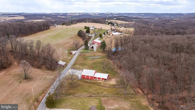 12706 HIGH POINT RD, Felton, PA 17322