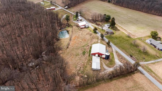 12706 HIGH POINT RD, Felton, PA 17322