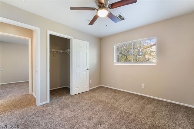 647 Moonlight Stroll Street, Henderson, NV 89002