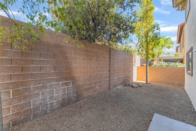 647 Moonlight Stroll Street, Henderson, NV 89002
