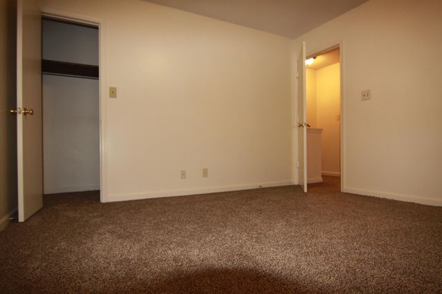 723 Peachers Mill Rd, Clarksville, TN 37042