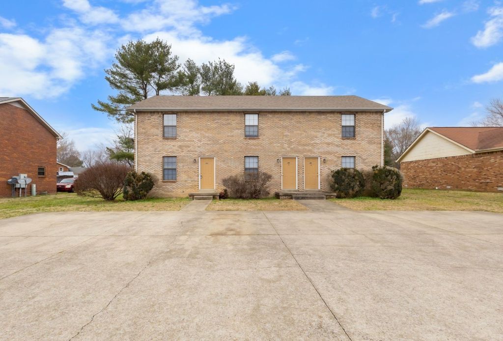 723 Peachers Mill Rd, Clarksville, TN 37042