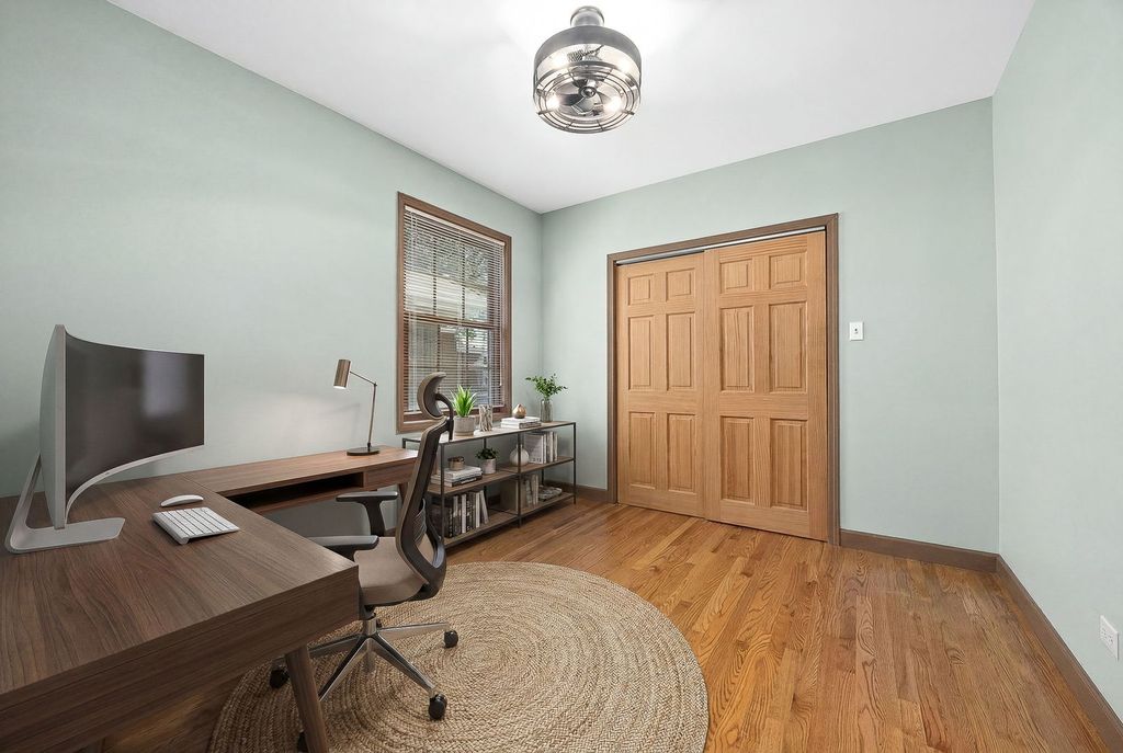 Image 15 of property listing at 7256 W Ibsen Street, Chicago, IL 60631