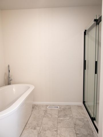 8810 Meadowlark Parkway S, Horace, ND 58047