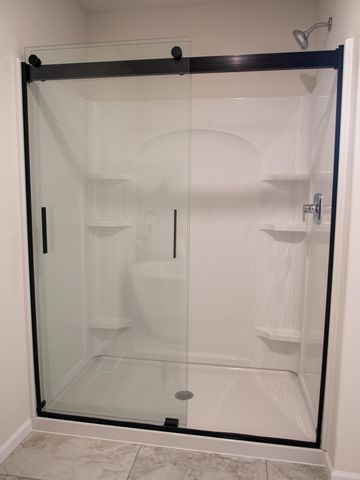 8810 Meadowlark Parkway S, Horace, ND 58047