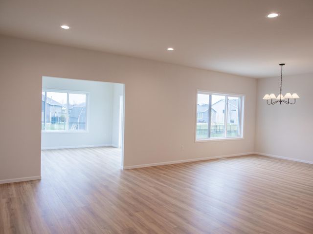 8810 Meadowlark Parkway S, Horace, ND 58047