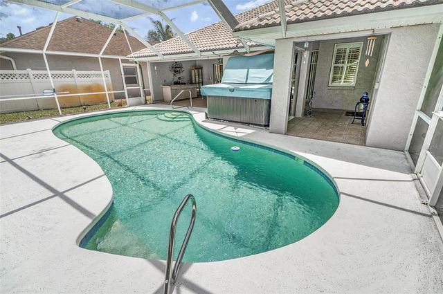 20 WOODFORD LANE, Palm Coast, FL 32164