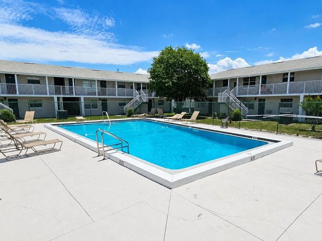 1400 EUDORA ROAD C32, Mount Dora, FL 32757