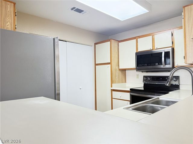 3150 Soft Breezes Drive 1171, Las Vegas, NV 89128