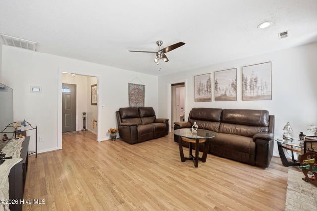 103 King Arthur Road, Greenville, NC 27858