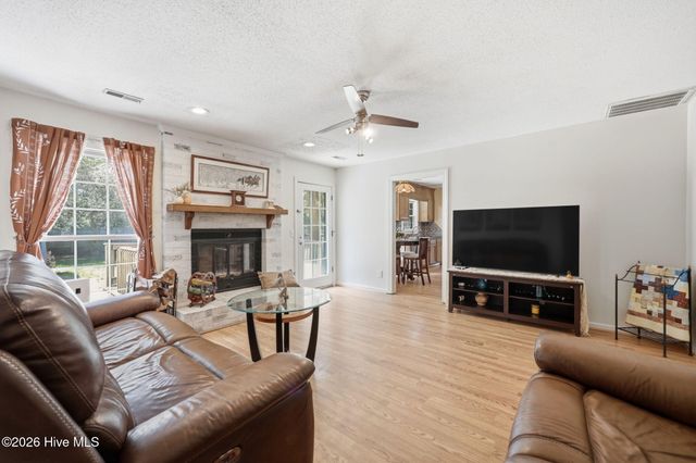 103 King Arthur Road, Greenville, NC 27858