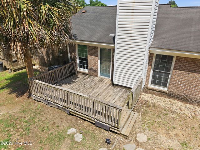 103 King Arthur Road, Greenville, NC 27858
