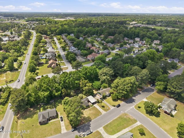 103 King Arthur Road, Greenville, NC 27858