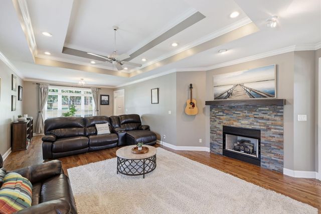 1098 Harbor Point Drive, Soddy Daisy, TN 37379