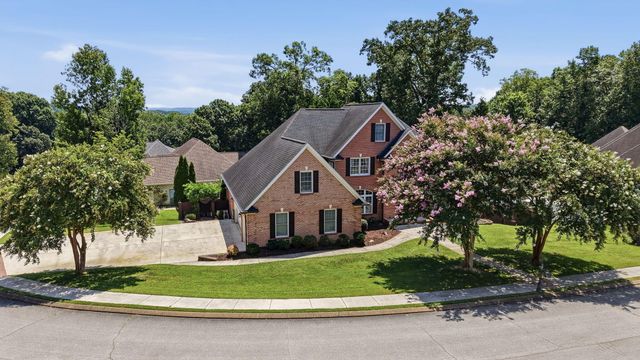 1098 Harbor Point Drive, Soddy Daisy, TN 37379