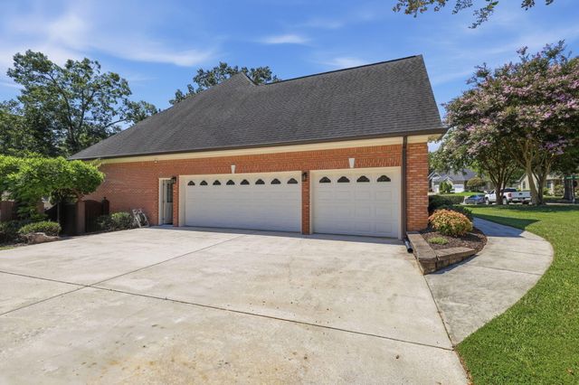 1098 Harbor Point Drive, Soddy Daisy, TN 37379