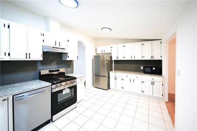 88 Lucia Drive SE, Smyrna, GA 30082