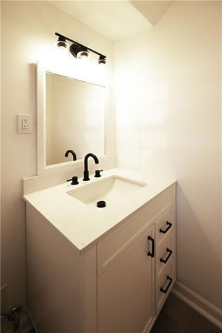 88 Lucia Drive SE, Smyrna, GA 30082