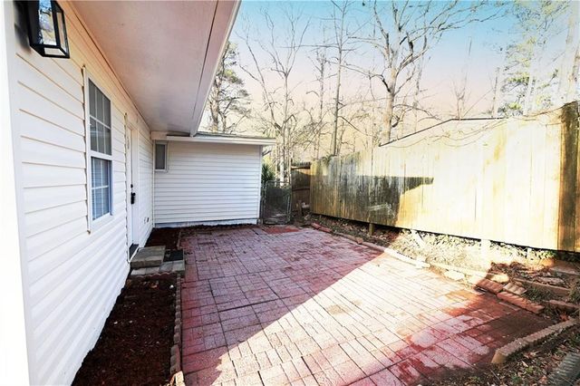 88 Lucia Drive SE, Smyrna, GA 30082