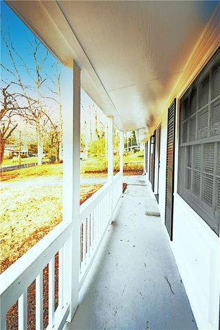 88 Lucia Drive SE, Smyrna, GA 30082