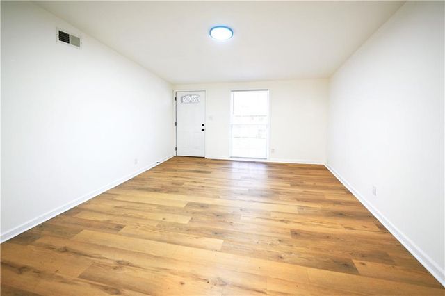 88 Lucia Drive SE, Smyrna, GA 30082