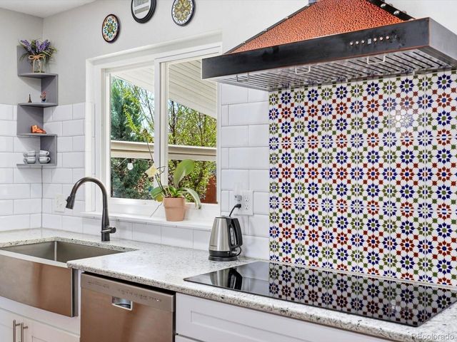 1338 S Lewiston Way, Aurora, CO 80017