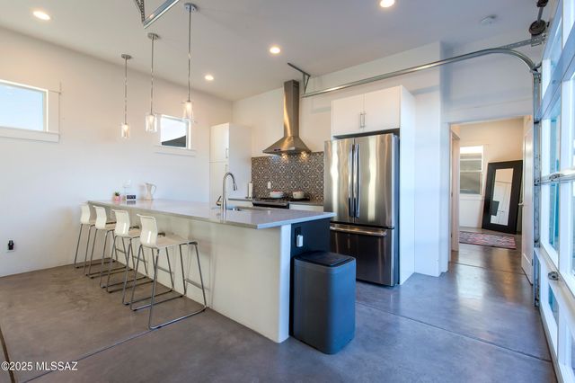 513 W Oury Street, Tucson, AZ 85705