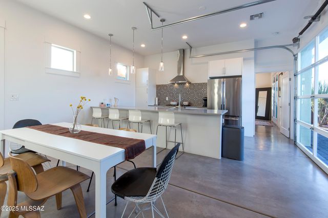 513 W Oury Street, Tucson, AZ 85705