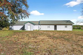 1465 Moto Cross Road, Mitchell, IN 47446