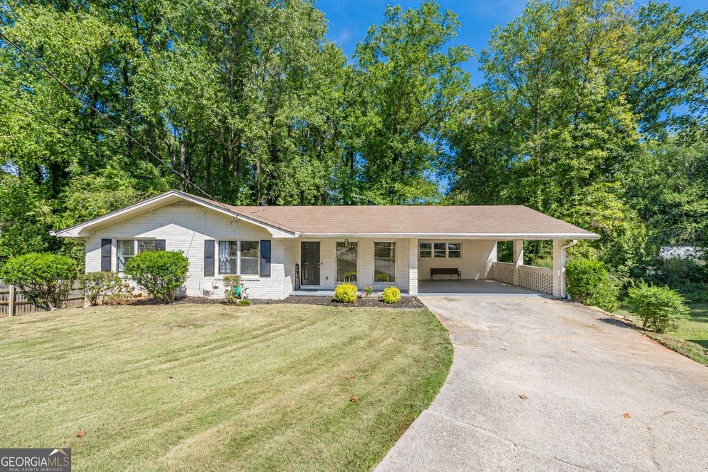 2670 Kelly Lake Court, Decatur, GA 30032 — exterior