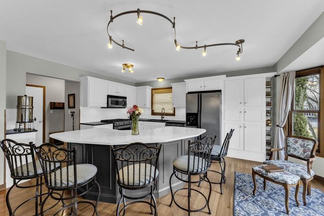 8411 207th AVENUE, Bristol, WI 53104