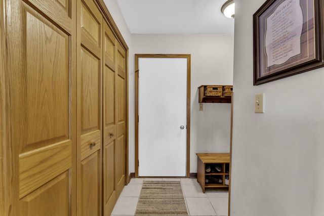 8411 207th AVENUE, Bristol, WI 53104