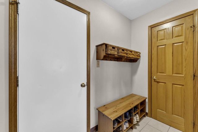 8411 207th AVENUE, Bristol, WI 53104