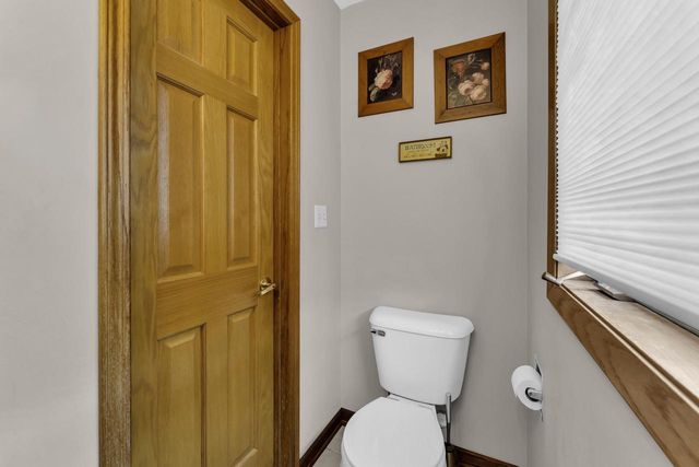 8411 207th AVENUE, Bristol, WI 53104