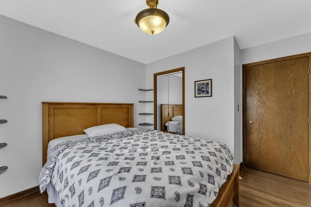 8411 207th AVENUE, Bristol, WI 53104