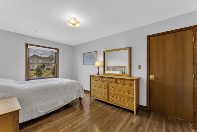 8411 207th AVENUE, Bristol, WI 53104