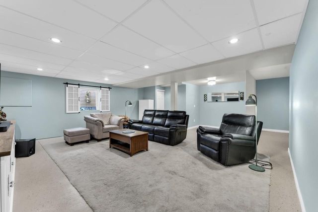 8411 207th AVENUE, Bristol, WI 53104